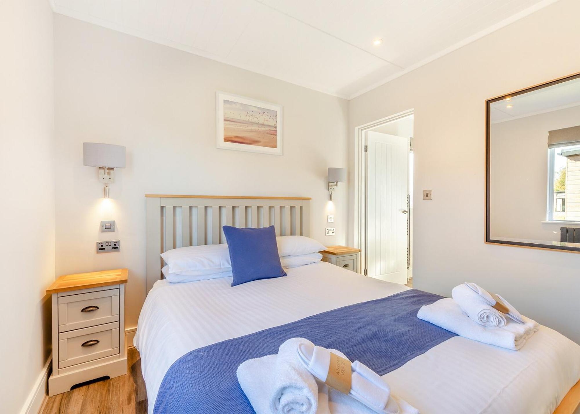 Waterside Hambleton Lakeside Lodges Poulton-le-Fylde Phòng bức ảnh