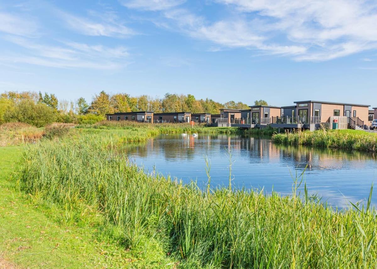 Waterside Hambleton Lakeside Lodges Poulton-le-Fylde Ngoại thất bức ảnh