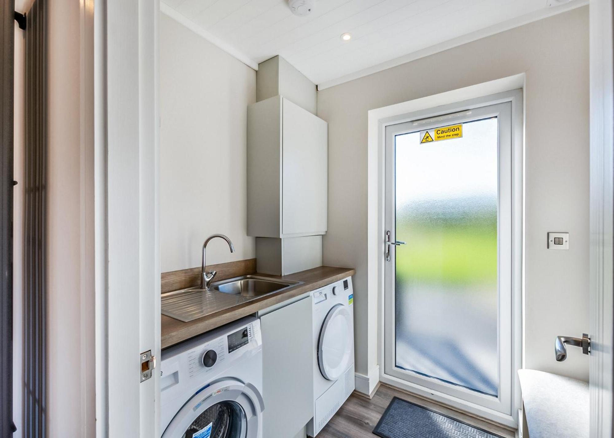 Waterside Hambleton Lakeside Lodges Poulton-le-Fylde Phòng bức ảnh